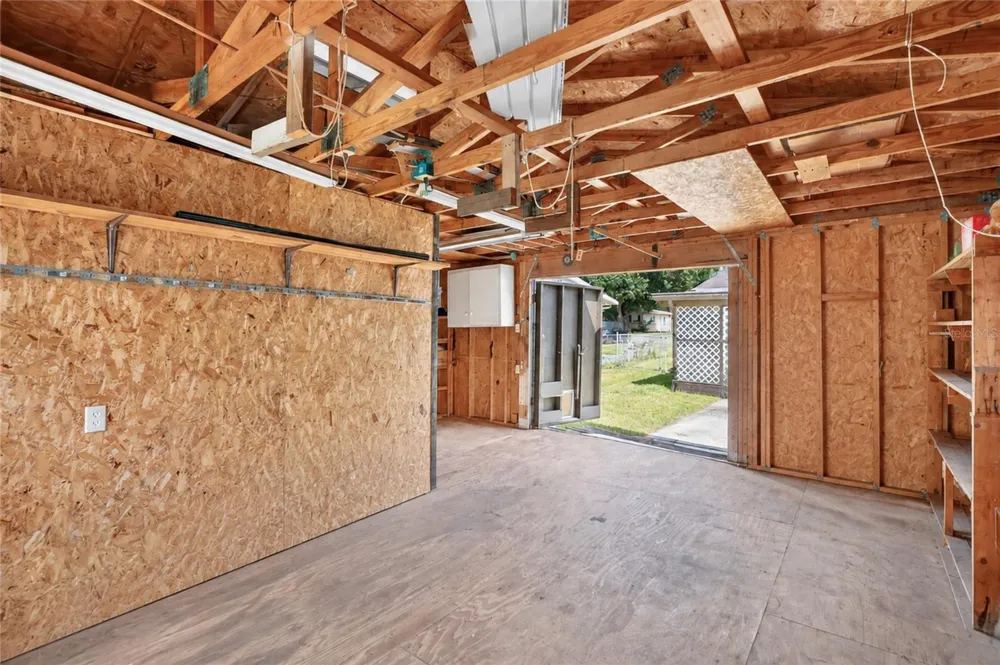 3206 DECATUR AVENUE Lakeland, FL 33805