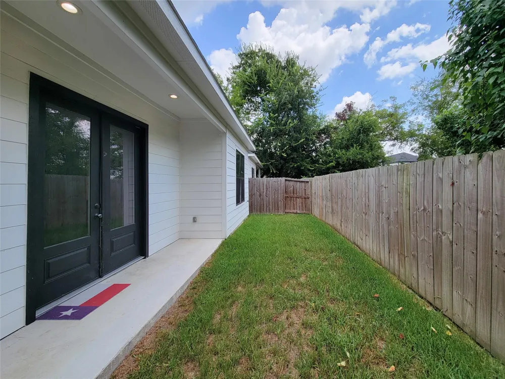 5310 Denmark Street Houston, TX 77028