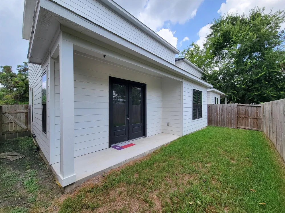 5310 Denmark Street Houston, TX 77028