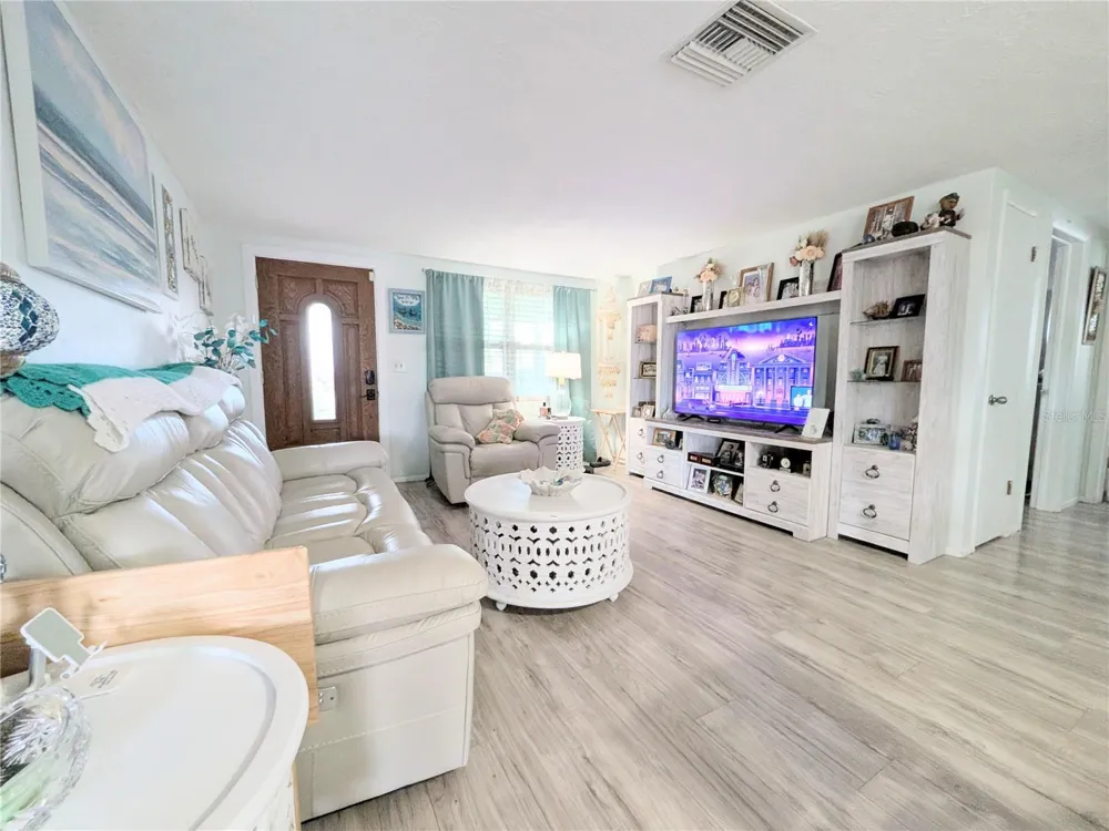 3748 REDWOOD DRIVE Holiday, FL 34691