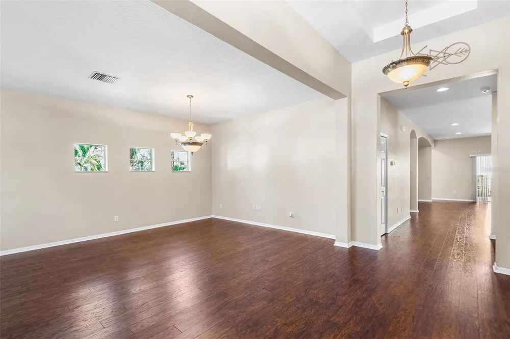 443 YORK DALE DRIVE Ruskin, FL 33570