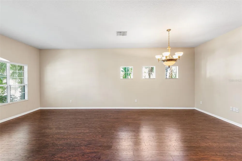 443 YORK DALE DRIVE Ruskin, FL 33570