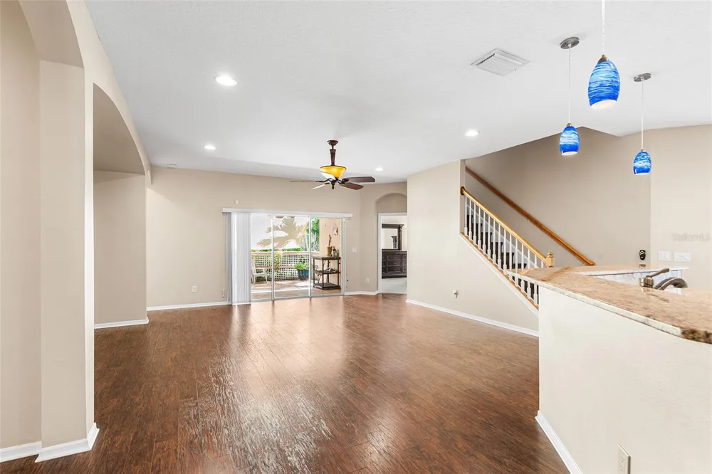 443 YORK DALE DRIVE Ruskin, FL 33570