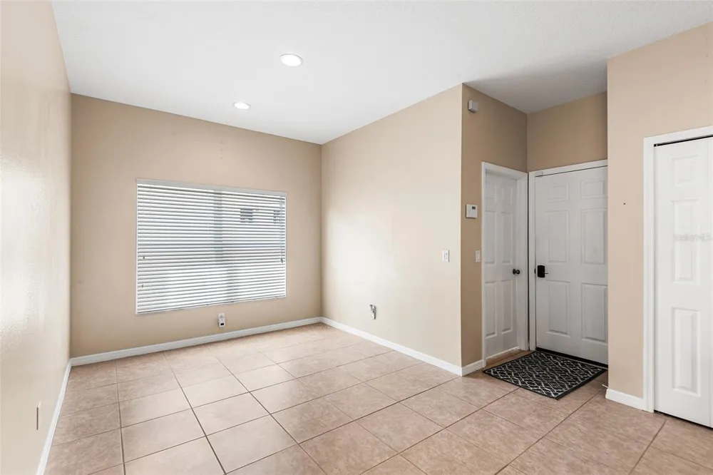 443 YORK DALE DRIVE Ruskin, FL 33570