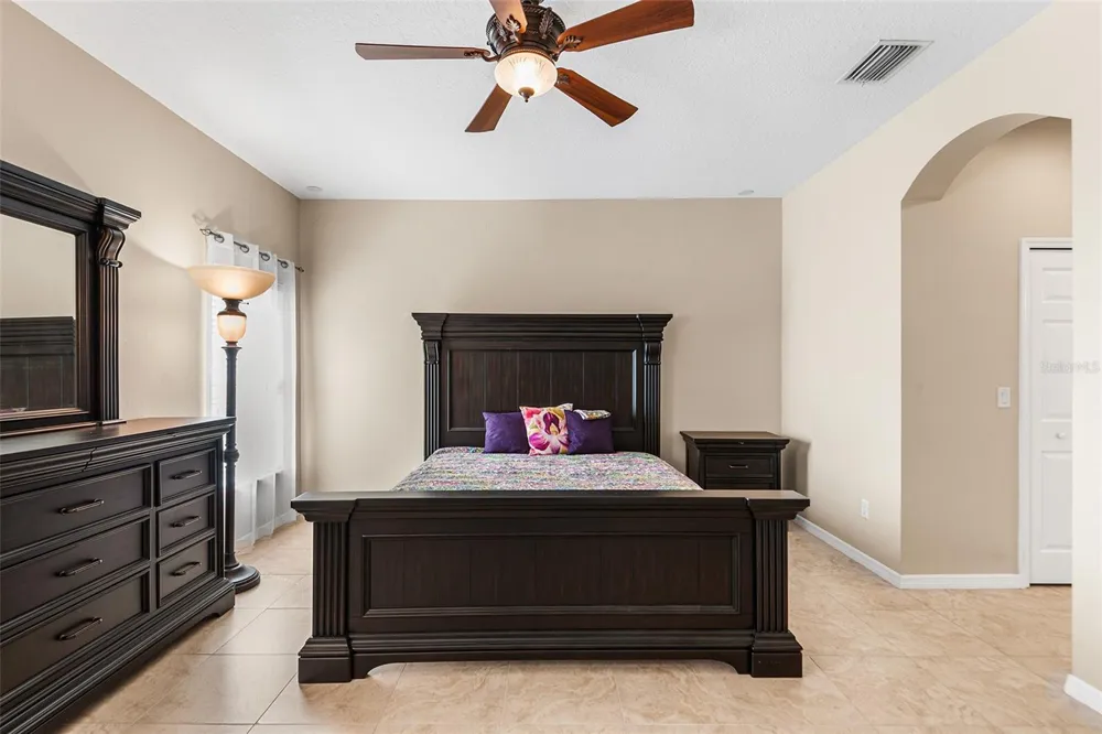 443 YORK DALE DRIVE Ruskin, FL 33570