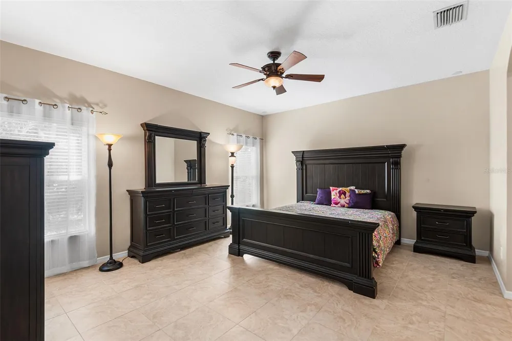443 YORK DALE DRIVE Ruskin, FL 33570