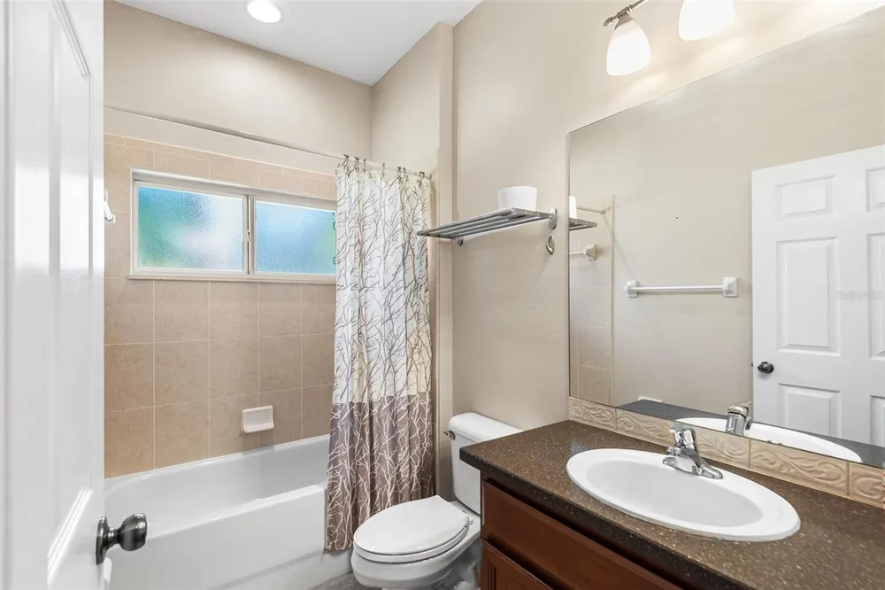 443 YORK DALE DRIVE Ruskin, FL 33570