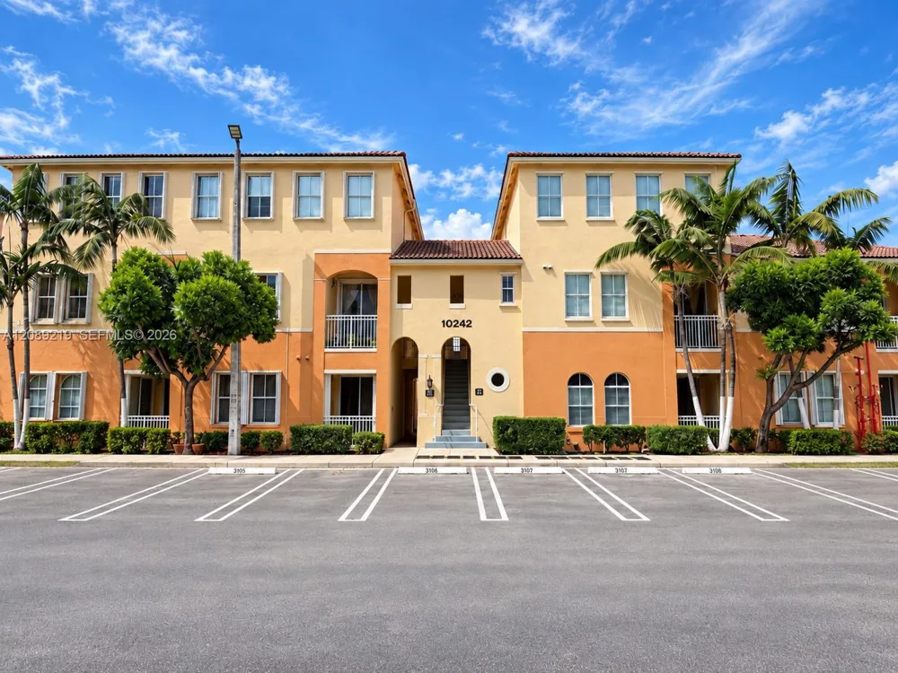 10242 NW 7th St #203 Miami, FL 33172