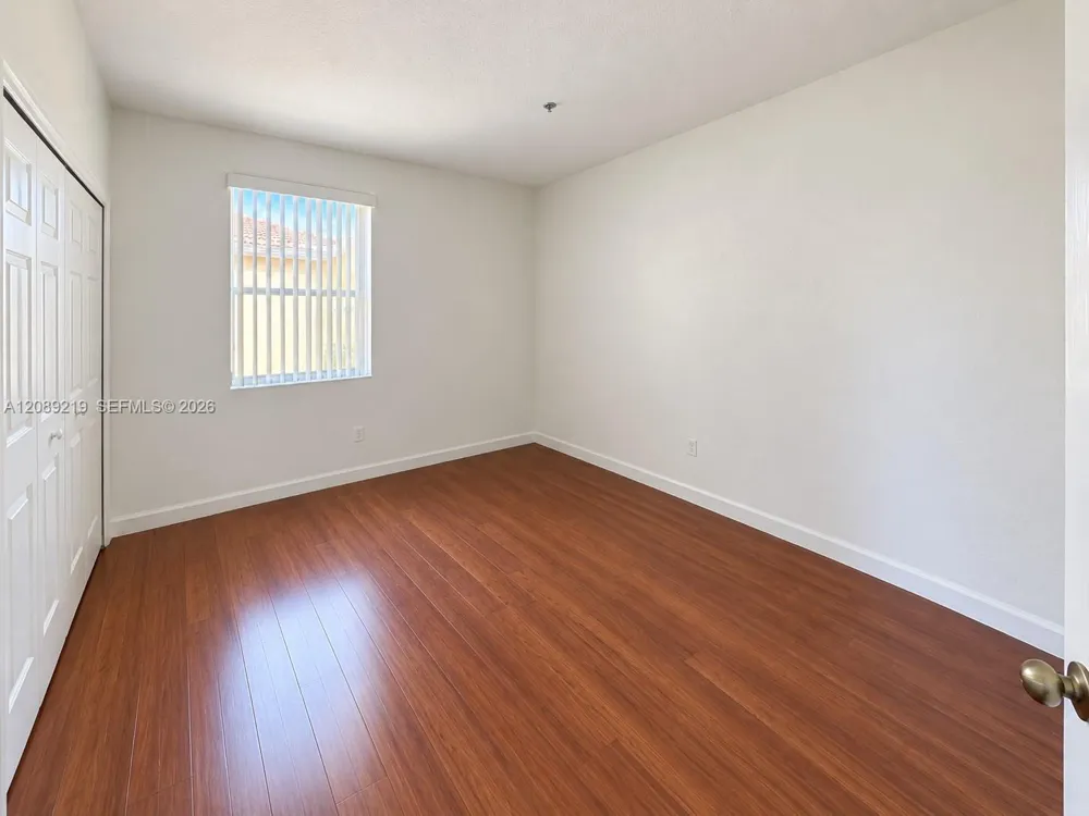 10242 NW 7th St #203 Miami, FL 33172