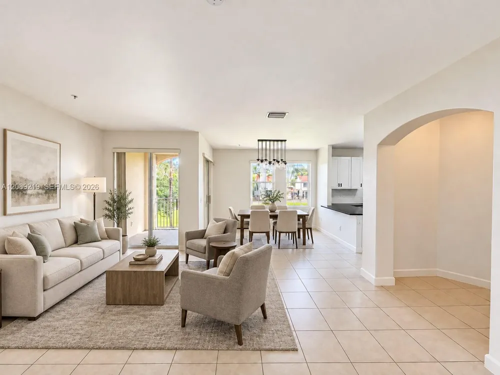 10242 NW 7th St #203 Miami, FL 33172