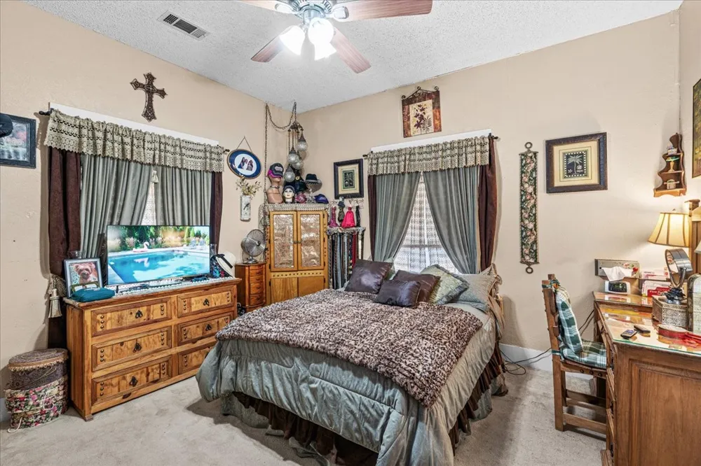 707 Magnolia Avenue Hubbard, TX 76648