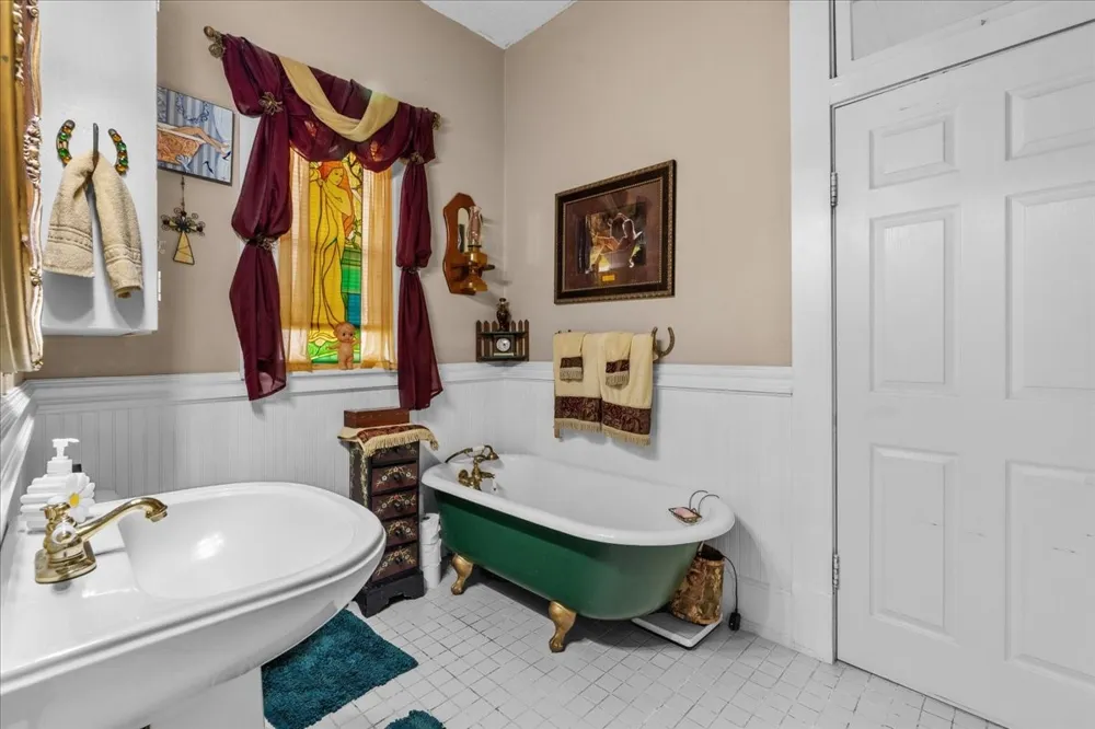 707 Magnolia Avenue Hubbard, TX 76648