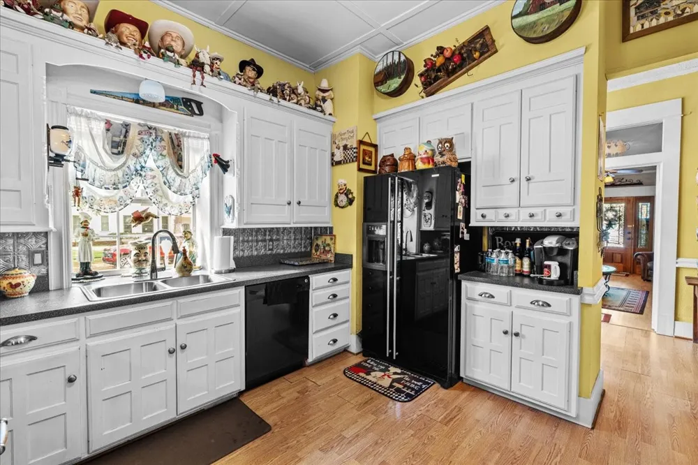 707 Magnolia Avenue Hubbard, TX 76648