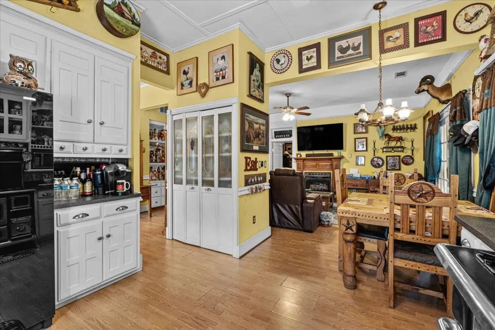 707 Magnolia Avenue Hubbard, TX 76648
