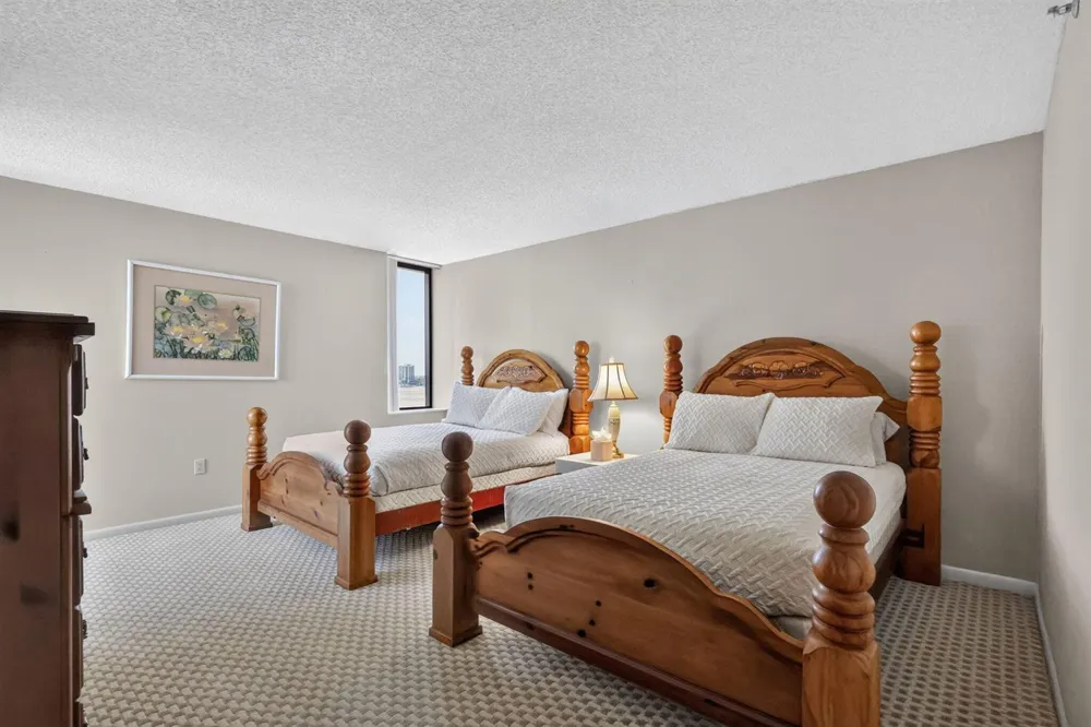 5080 Ocean Drive #14-D Singer Island, FL 33404