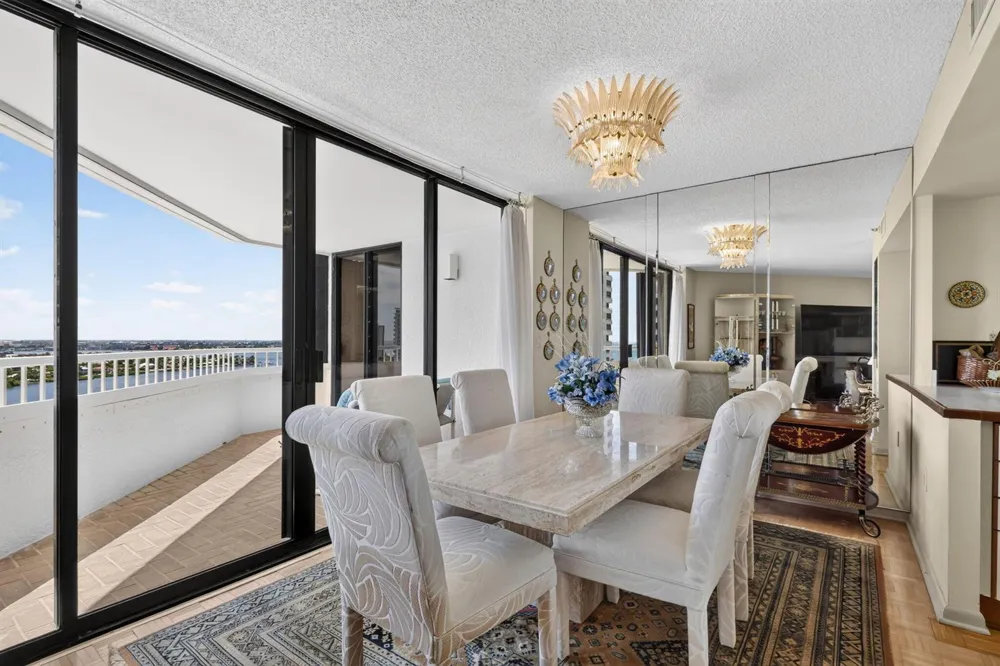 5080 Ocean Drive #14-D Singer Island, FL 33404