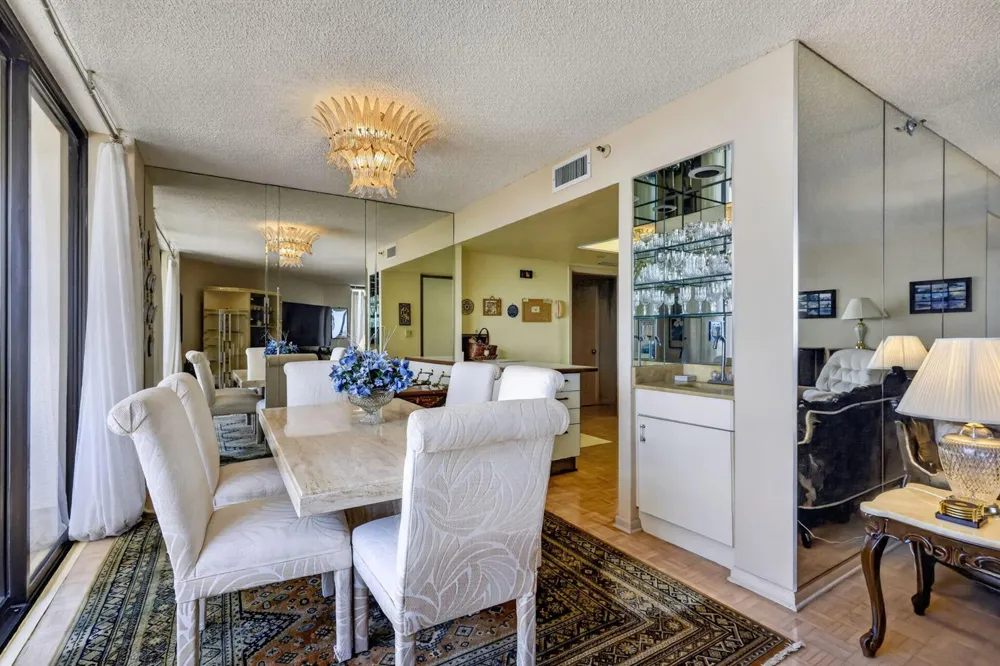 5080 Ocean Drive #14-D Singer Island, FL 33404
