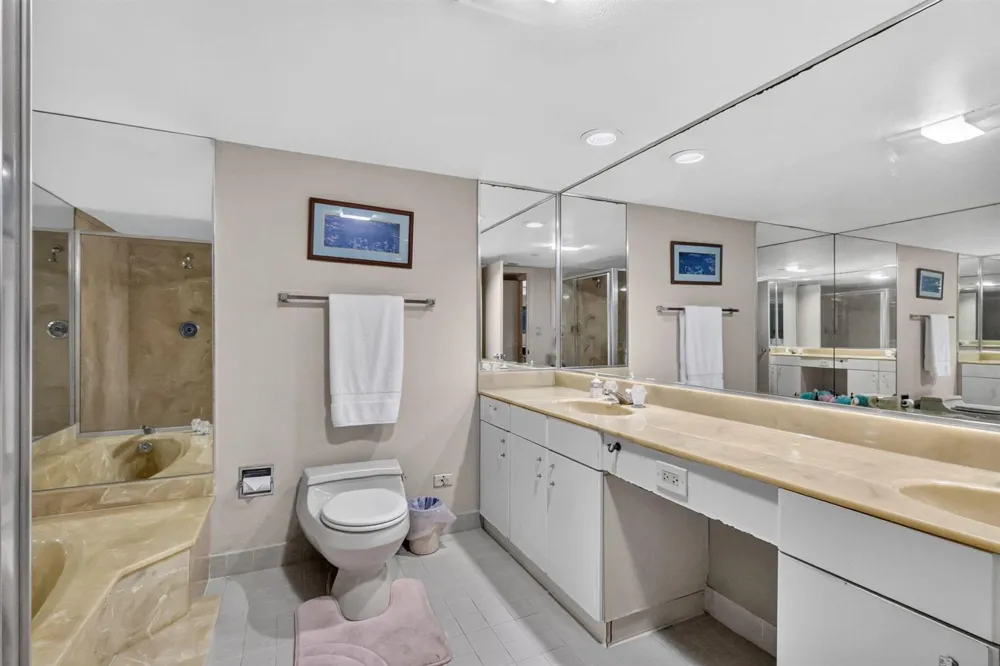 5080 Ocean Drive #14-D Singer Island, FL 33404