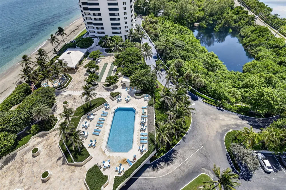 5080 Ocean Drive #14-D Singer Island, FL 33404