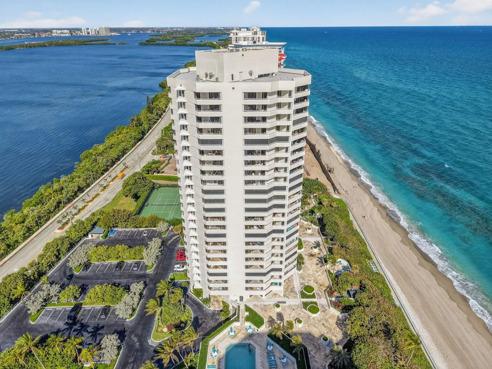 5080 Ocean Drive #14-D Singer Island, FL 33404