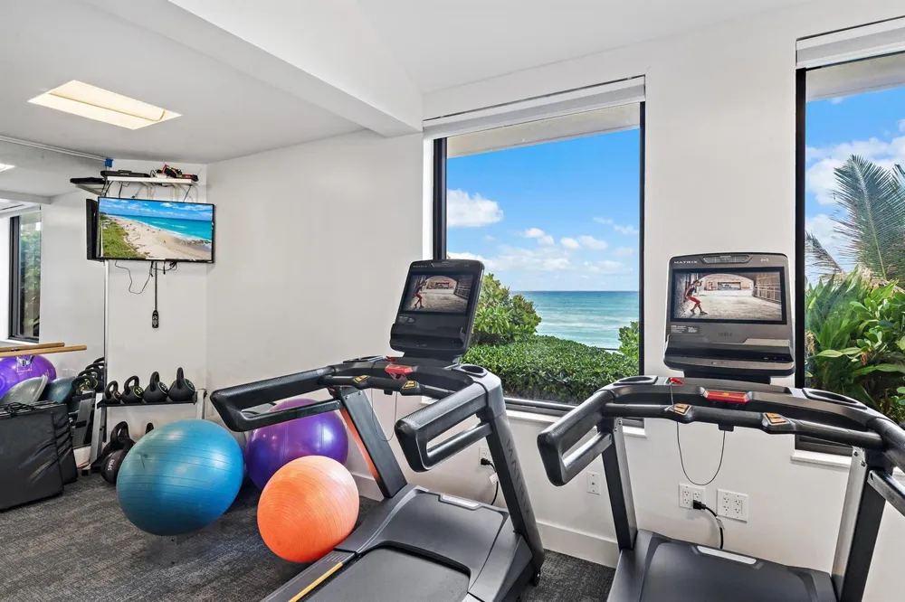 5080 Ocean Drive #14-D Singer Island, FL 33404
