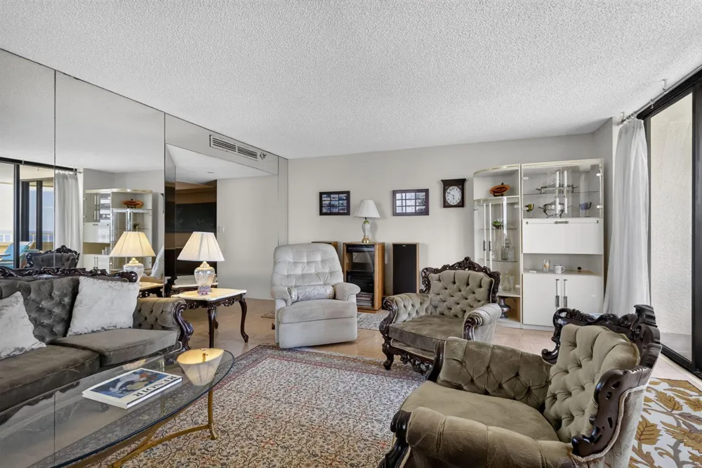 5080 Ocean Drive #14-D Singer Island, FL 33404