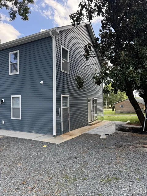 1008 Rockland Circle