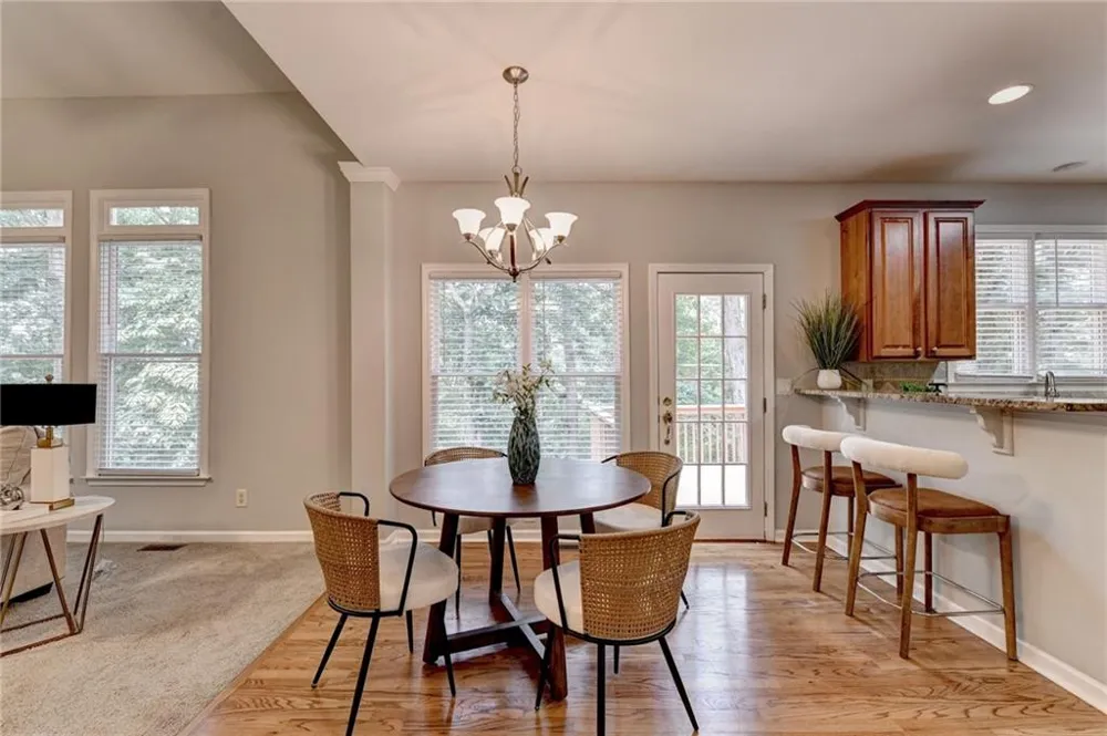 3545 Sentry View Trace Suwanee, GA 30024