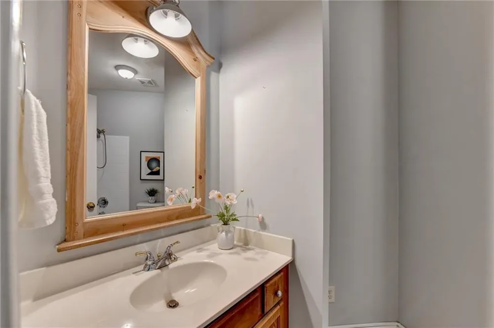 3545 Sentry View Trace Suwanee, GA 30024