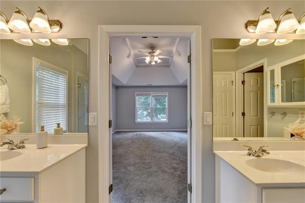 3545 Sentry View Trace Suwanee, GA 30024