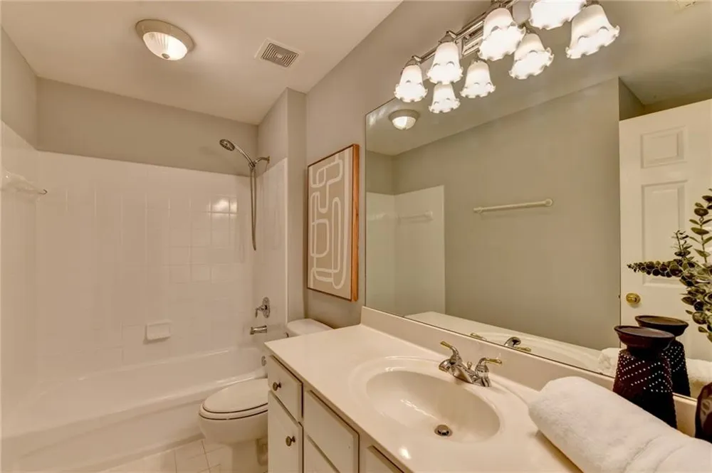 3545 Sentry View Trace Suwanee, GA 30024