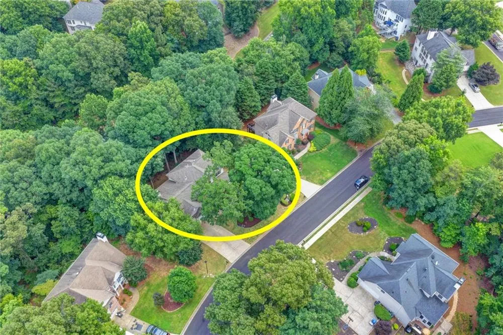 3545 Sentry View Trace Suwanee, GA 30024