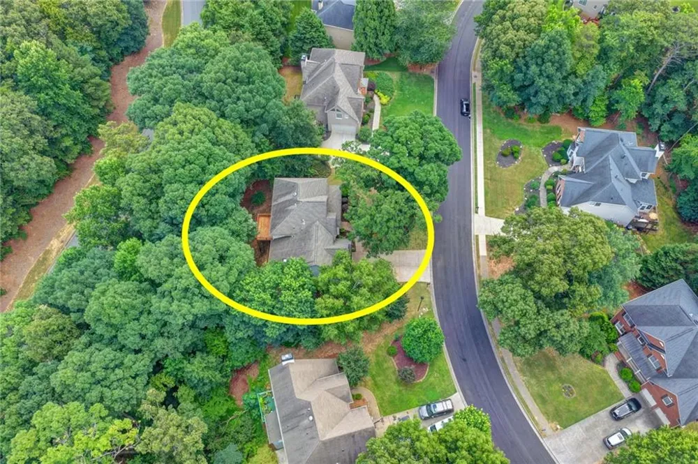 3545 Sentry View Trace Suwanee, GA 30024