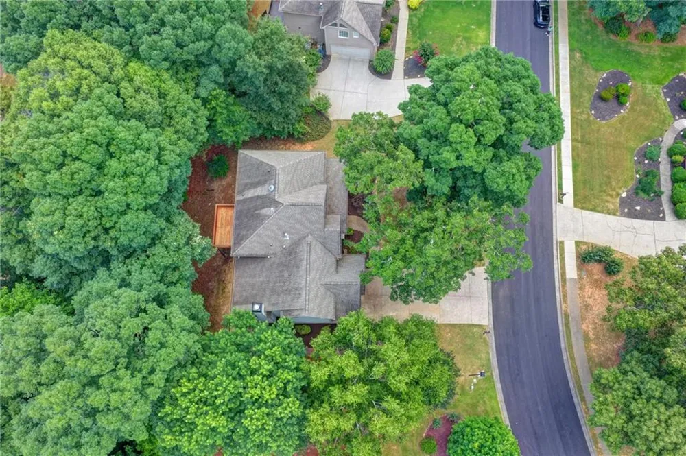3545 Sentry View Trace Suwanee, GA 30024
