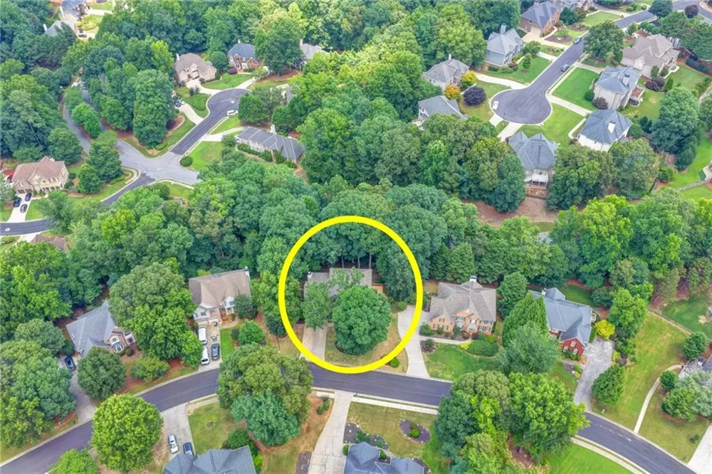 3545 Sentry View Trace Suwanee, GA 30024