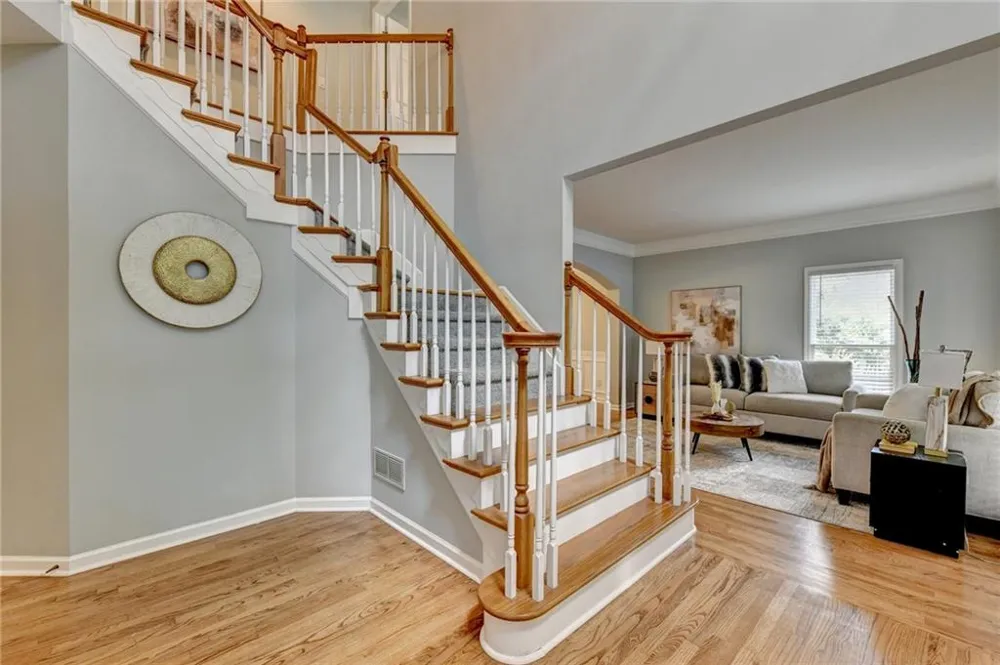3545 Sentry View Trace Suwanee, GA 30024
