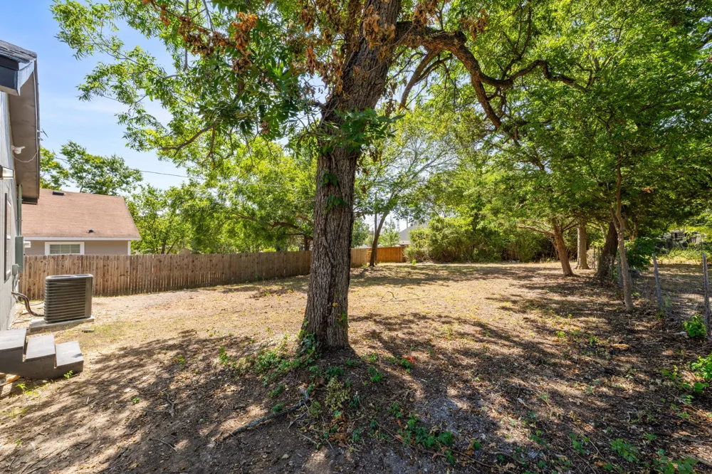 1418 Georgia Avenue Dallas, TX 75216