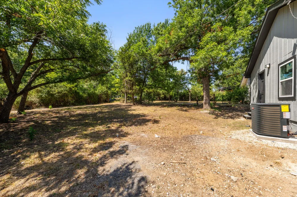1418 Georgia Avenue Dallas, TX 75216