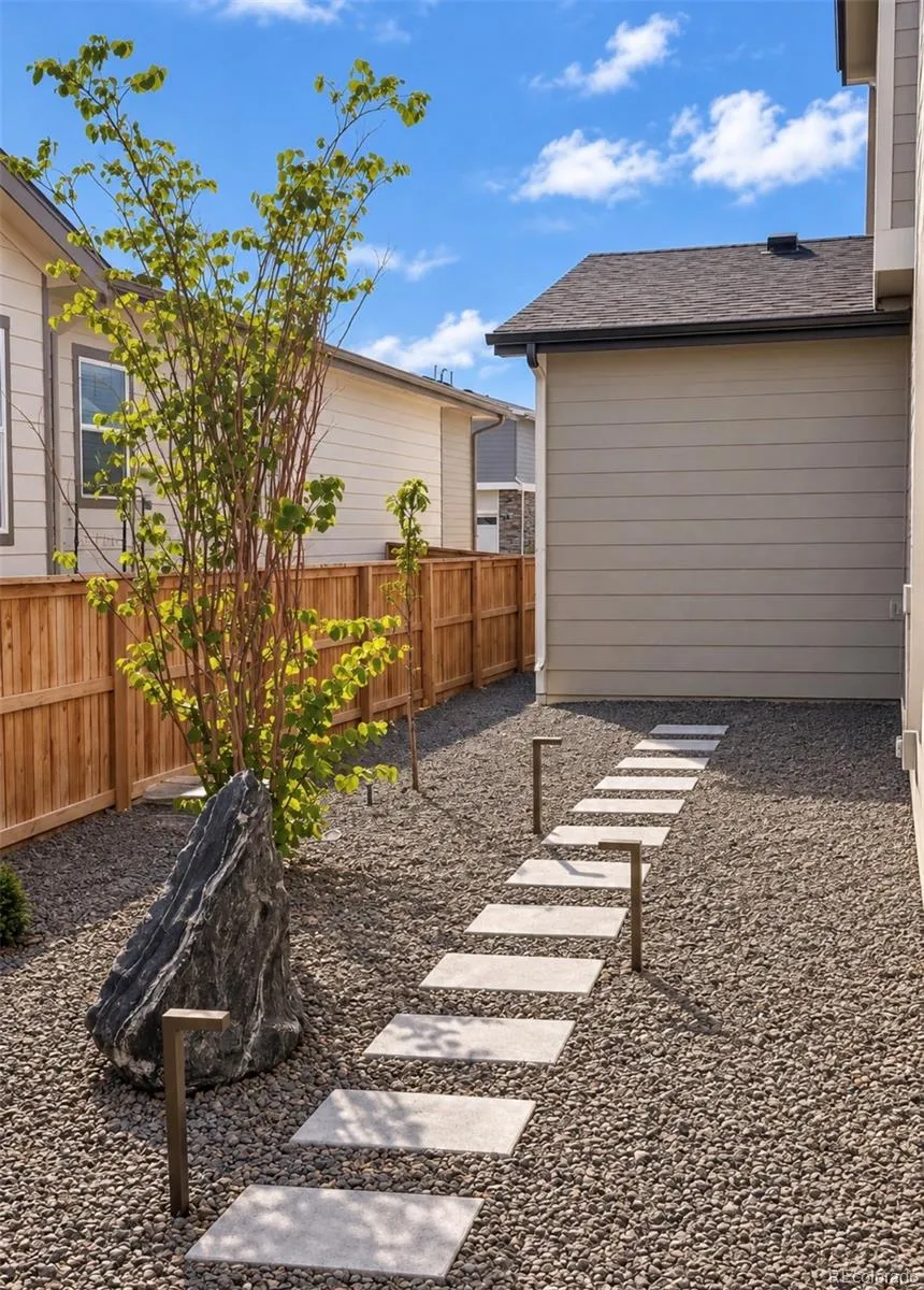 9142 Telluride Court Commerce City, CO 80022