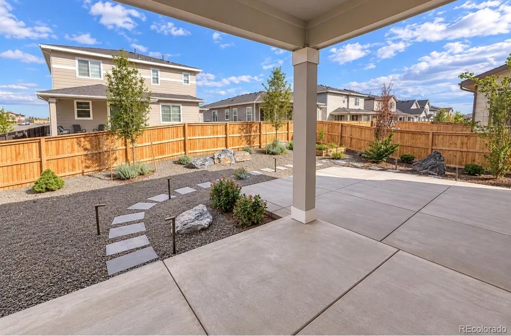9142 Telluride Court Commerce City, CO 80022