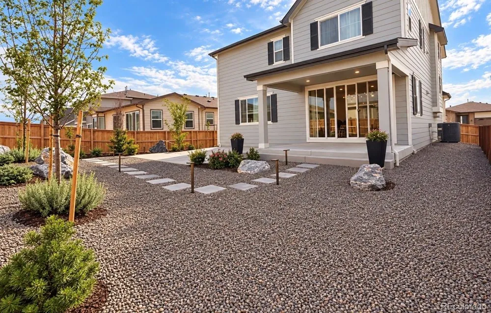 9142 Telluride Court Commerce City, CO 80022