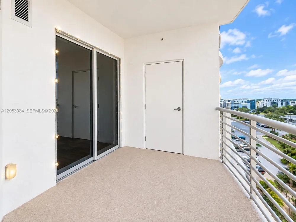 1830 Radius Dr #1102 Hollywood, FL 33020