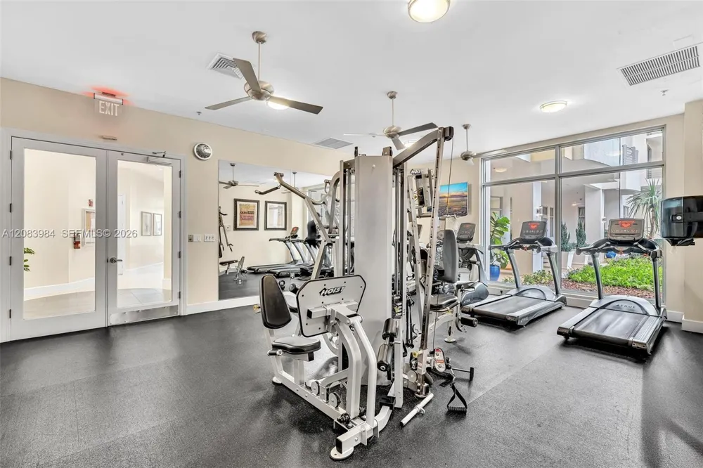 1830 Radius Dr #1102 Hollywood, FL 33020