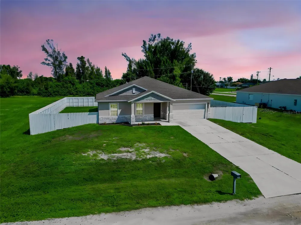 805 WHISPERING PINES ROAD Cape Coral, FL 33993