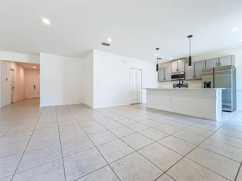 805 WHISPERING PINES ROAD Cape Coral, FL 33993