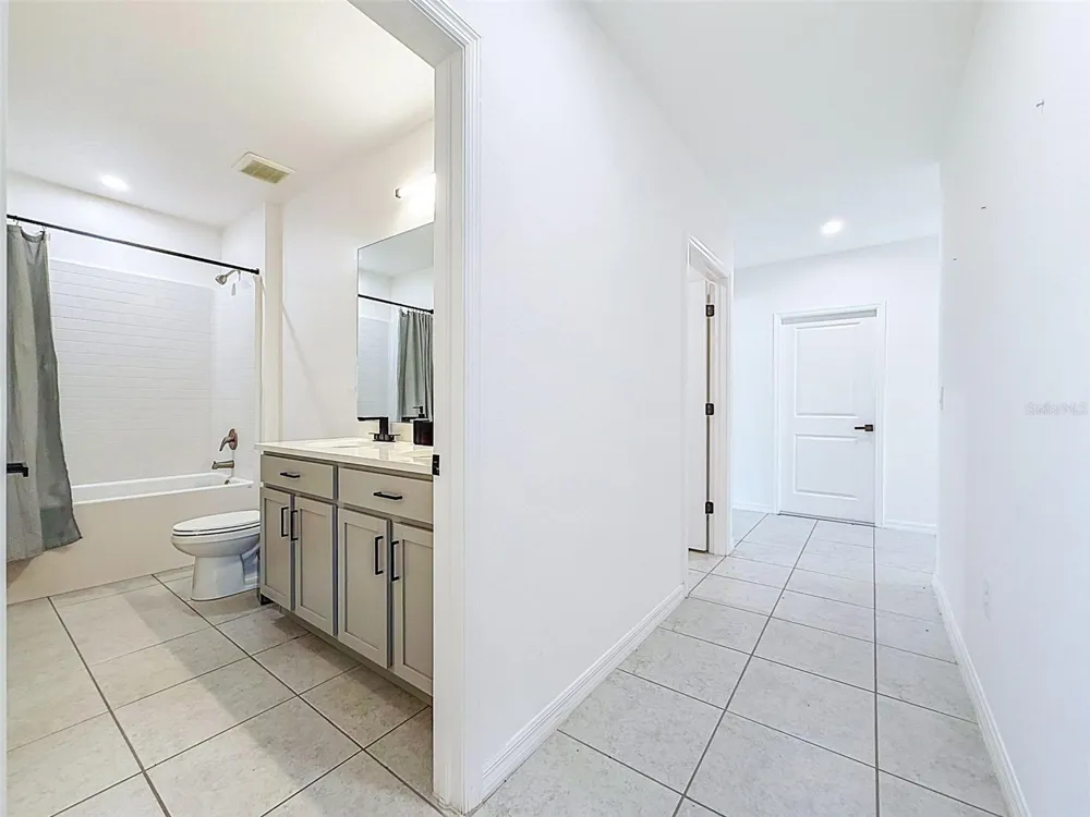 805 WHISPERING PINES ROAD Cape Coral, FL 33993