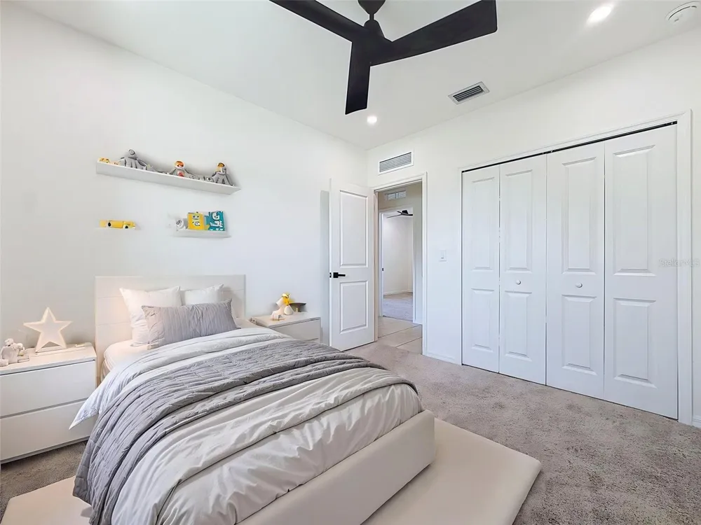 805 WHISPERING PINES ROAD Cape Coral, FL 33993