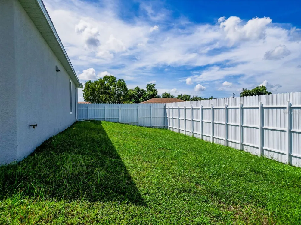 805 WHISPERING PINES ROAD Cape Coral, FL 33993