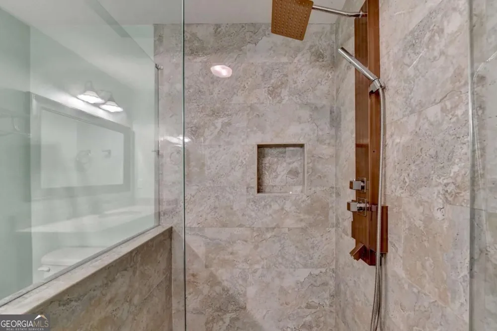 3545 Sentry View TRCE Suwanee, GA 30024