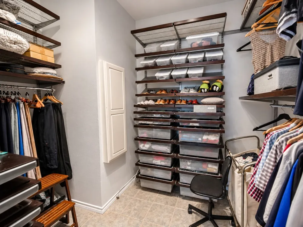 202 Browning Lane Grand Prairie, TX 75052